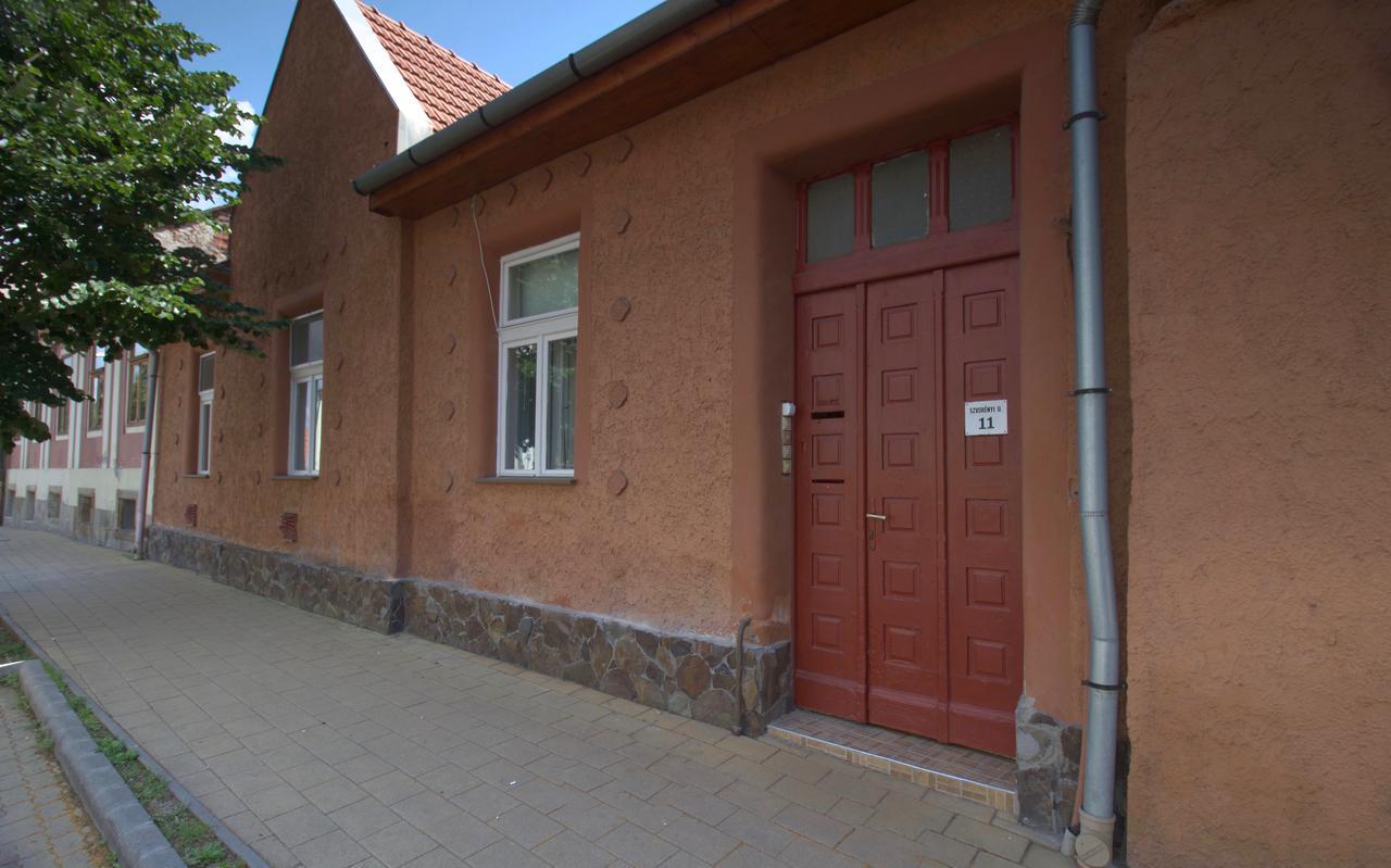 Oazis Apartman Eger Eksteriør bilde
